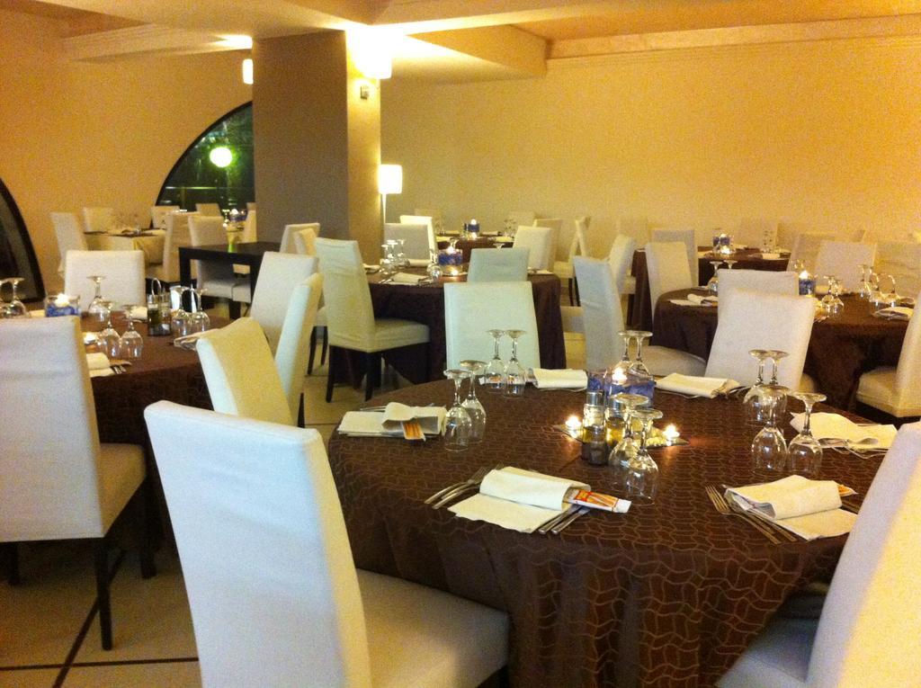 Elihotel SantʼAlessio Siculo المظهر الخارجي الصورة