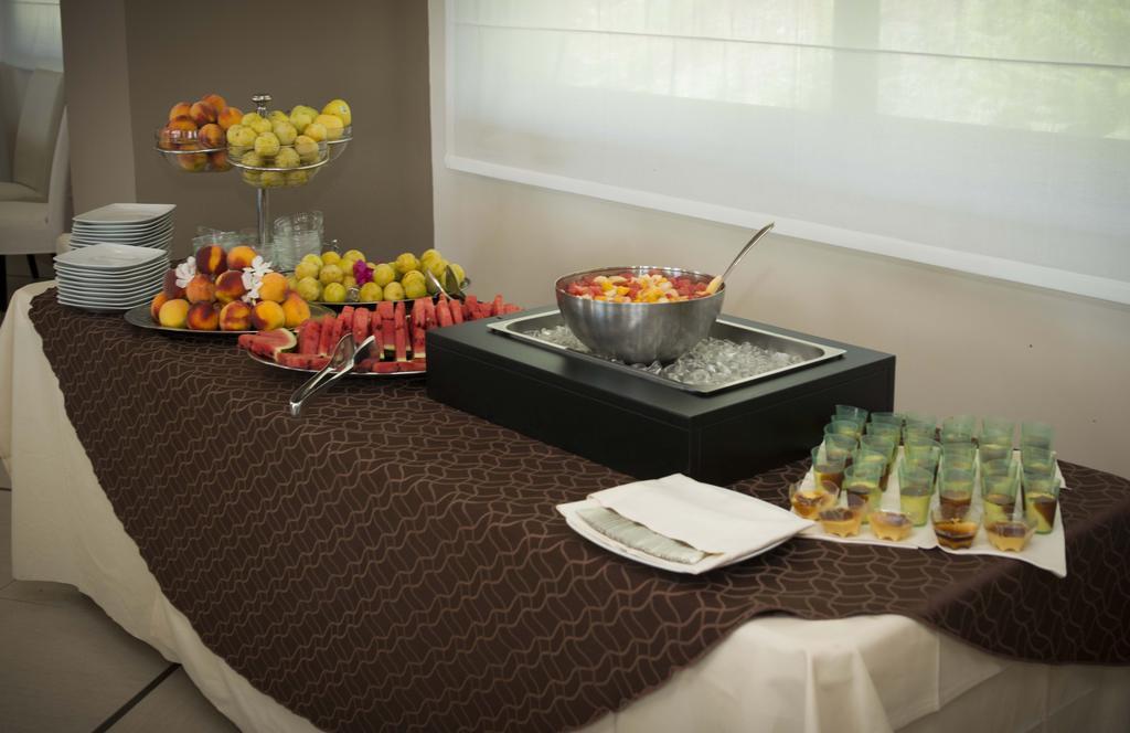Elihotel SantʼAlessio Siculo المظهر الخارجي الصورة
