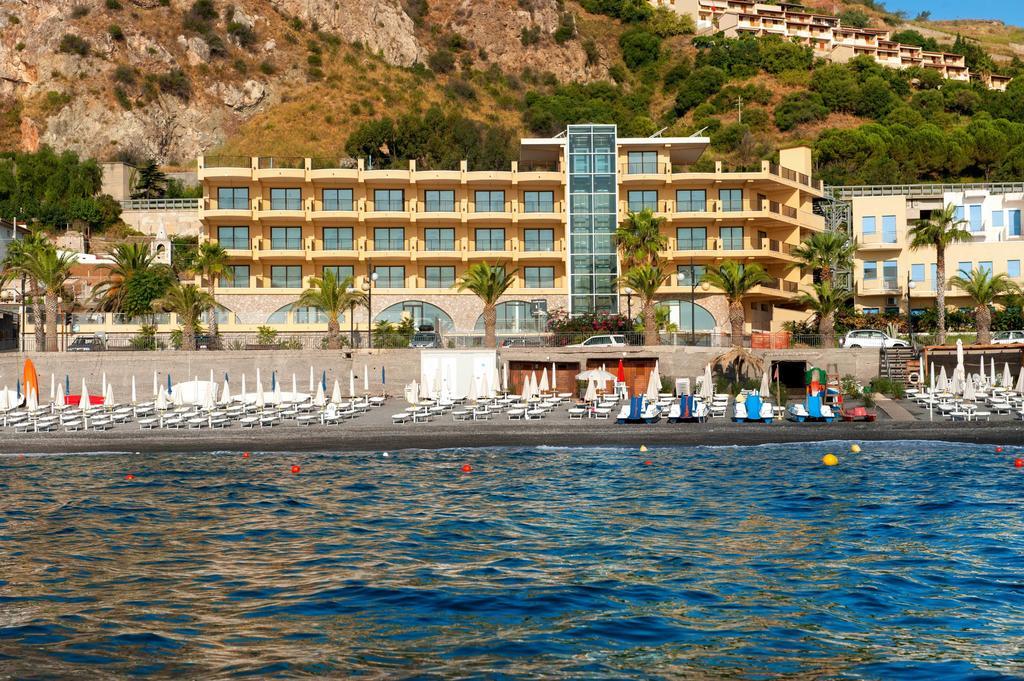 Elihotel SantʼAlessio Siculo المظهر الخارجي الصورة