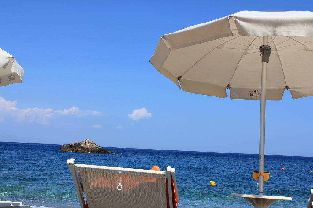 Elihotel SantʼAlessio Siculo المظهر الخارجي الصورة