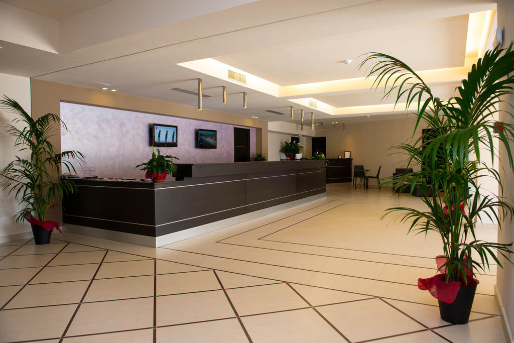 Elihotel SantʼAlessio Siculo المظهر الخارجي الصورة